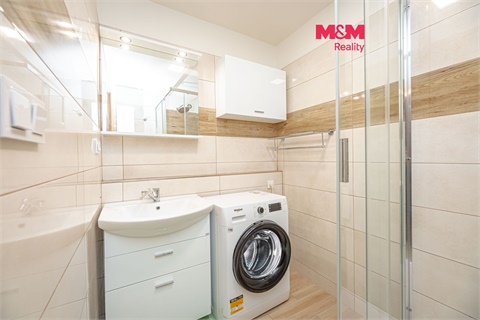 Pronájem bytu 3+1, 57 m² 0