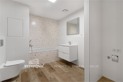 Pronájem bytu 1kk, 37 m² - 6