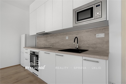 Pronájem bytu 2kk, 58 m² 2