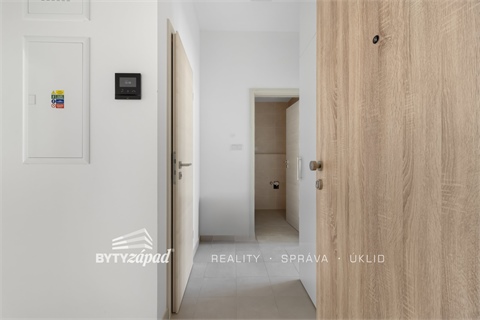 Pronájem bytu 2kk, 58 m² 6