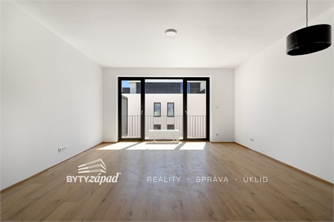 Pronájem bytu 2kk, 60 m² 2