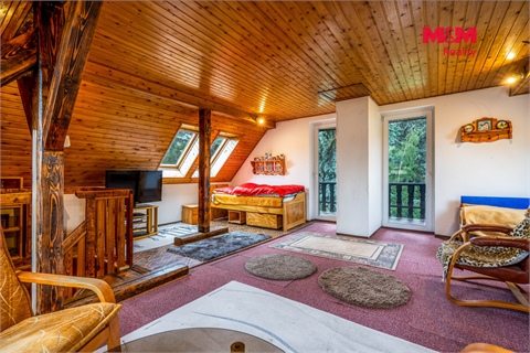 Prodej rodinného domu, 370 m² 6