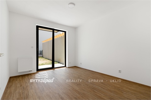 Pronájem bytu 2kk, 61 m² - 4