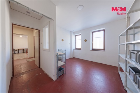 Prodej rodinného domu, 351 m² - 22
