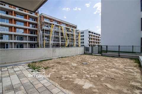 Pronájem bytu 2kk, 59 m² - 2