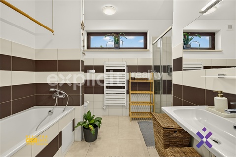 Prodej rodinného domu, 120 m² - 24