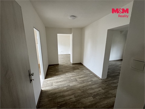 Prodej bytu 2+1, 89 m² 8