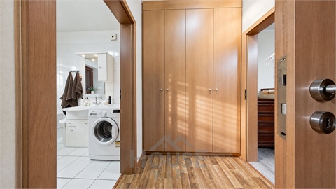 Prodej bytu 2kk, 52 m² 24