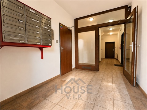 Prodej bytu 2kk, 52 m² 28