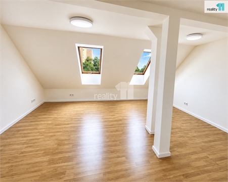 Prodej bytu 3kk, 72 m² 0