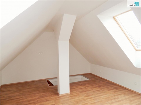 Prodej bytu 3kk, 72 m² 4