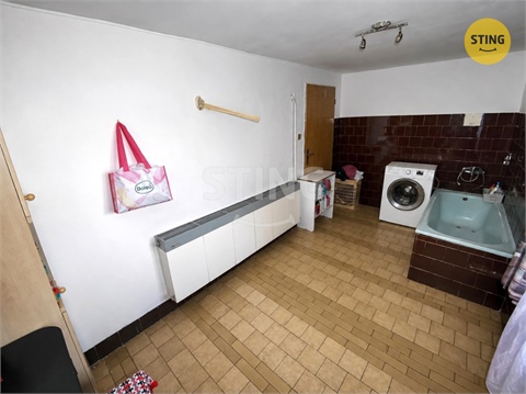 Prodej rodinného domu, 140 m² - 2