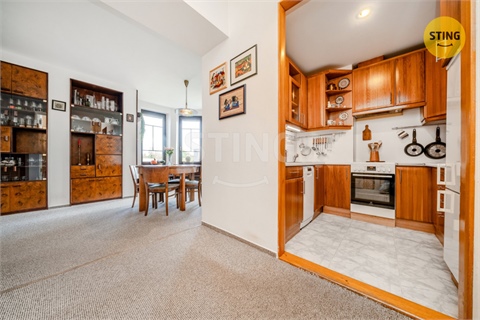 Prodej rodinného domu, 250 m² - 4