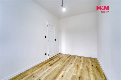 Pronájem bytu 2kk, 41 m² - 10