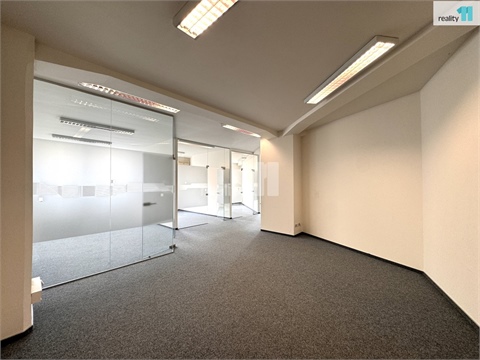 Pronájem kanceláře, 91 m² - 0
