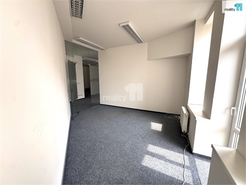 Pronájem kanceláře, 91 m² - 4