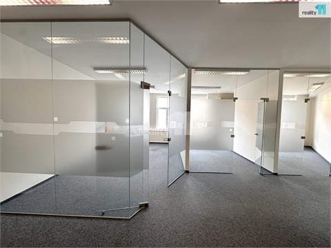 Pronájem kanceláře, 91 m² 2