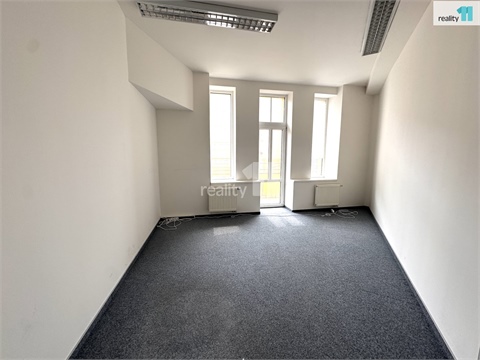 Pronájem kanceláře, 91 m² - 2