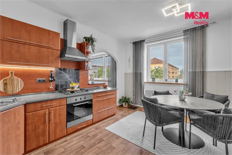 Prodej bytu 2+1, 66 m² 10