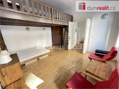 Pronájem bytu 1+1, 43 m² - 4