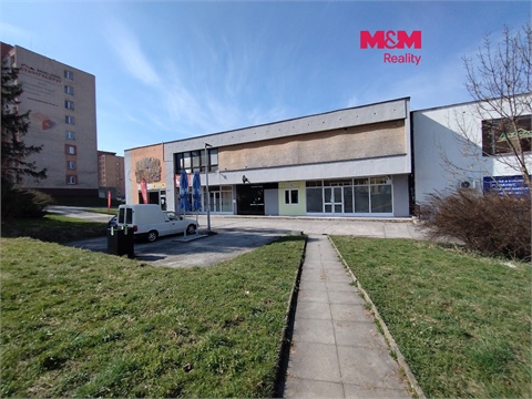 Pronájem obchodních prostor, 582 m² 0