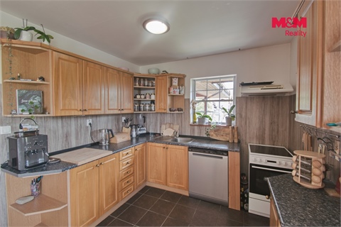 Prodej rodinného domu, 280 m² 4