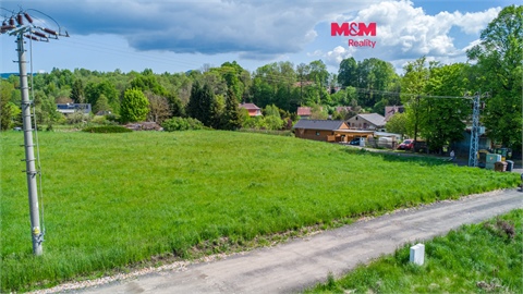 Prodej stavebního pozemku, 1 435 m² 0