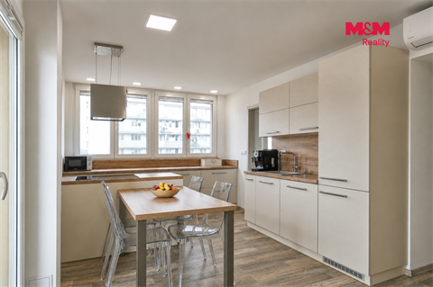 Prodej bytu 4kk, 67 m² - 4