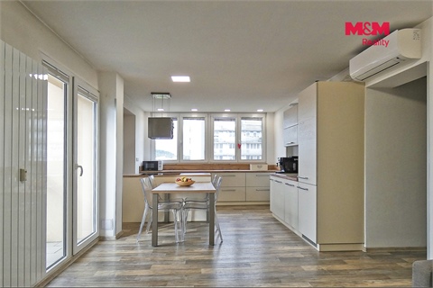 Prodej bytu 4kk, 67 m² - 6