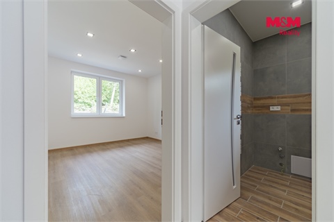 Prodej rodinného domu, 77 m² - 14