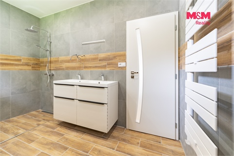 Prodej rodinného domu, 77 m² 18