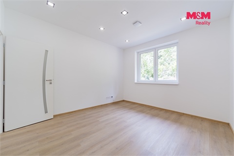 Prodej rodinného domu, 77 m² 16