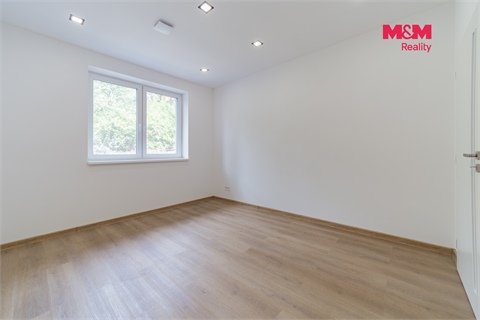 Prodej rodinného domu, 77 m² 14