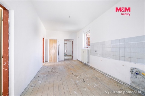 Prodej komerčního objektu, 1 300 m² - 8