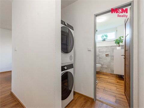 Prodej rodinného domu, 130 m² - 14