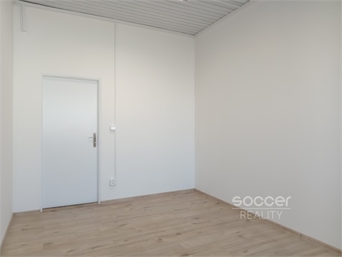 Pronájem kanceláře, 14 m² 4