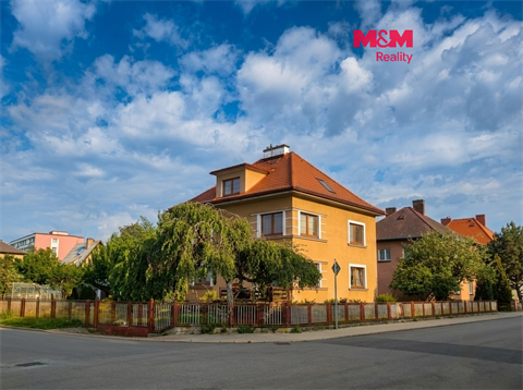 Pronájem bytu 3+1, 96 m² 0