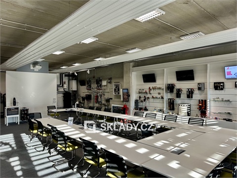 Pronájem skladu / haly, 1 010 m² - 2