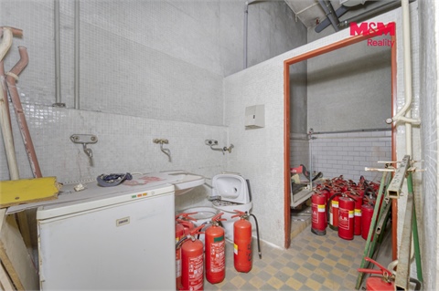 Pronájem skladu / haly, 70 m² 2