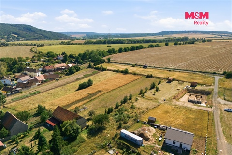 Prodej stavebního pozemku, 993 m² 4
