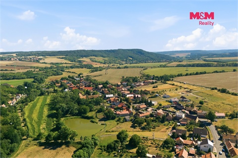 Prodej stavebního pozemku, 993 m² 14