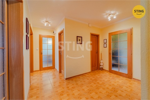 Prodej rodinného domu, 256 m² - 22