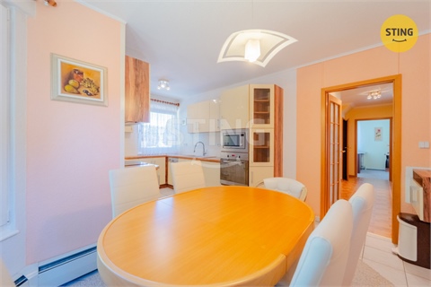 Prodej rodinného domu, 256 m² 6