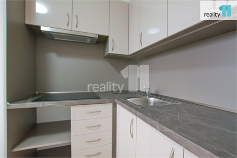 Pronájem bytu 1+1, 34 m² - 2