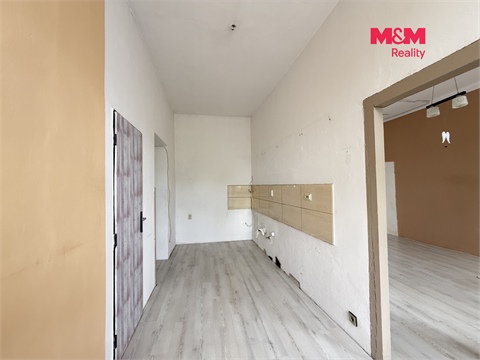 Prodej komerčního objektu, 525 m² - 12