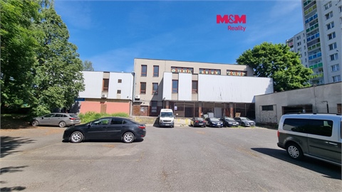 Pronájem obchodních prostor, 554 m² 0