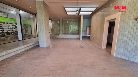 Pronájem obchodních prostor, 214 m² - 0
