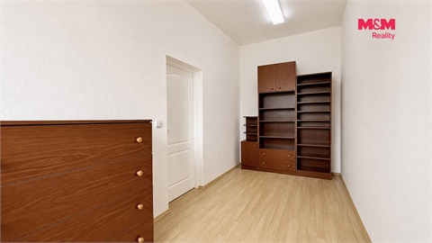 Prodej výrobního objektu, 400 m² 12