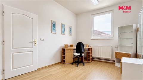 Prodej výrobního objektu, 400 m² 14