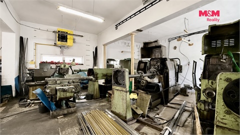 Prodej výrobního objektu, 400 m² 22